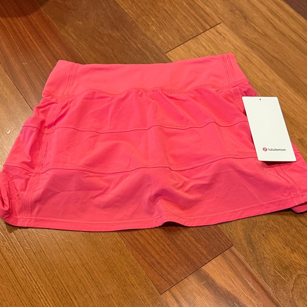 lululemon athletica lipgloss Skort size 2
